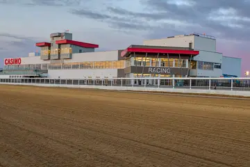 Photo : Century Mile Racetrack & Casino